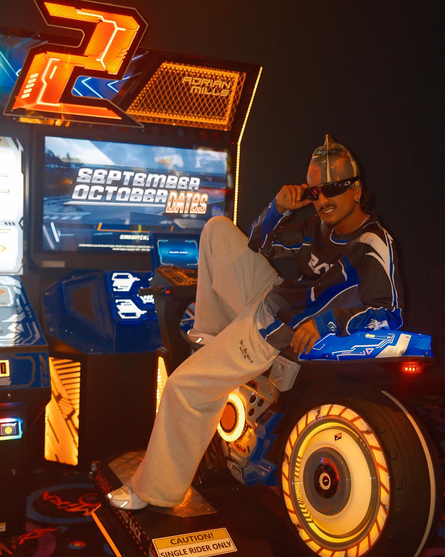 Adrián Mills - photo 28